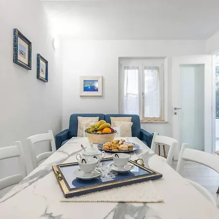 Lägenhet Spacious Retreat In The Heart Of Sardinia Cala Gonone