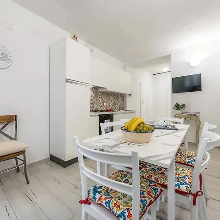 Lägenhet Spacious Retreat In The Heart Of Sardinia